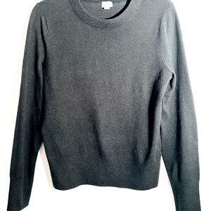 a new day Women's Black Crewneck Sweater